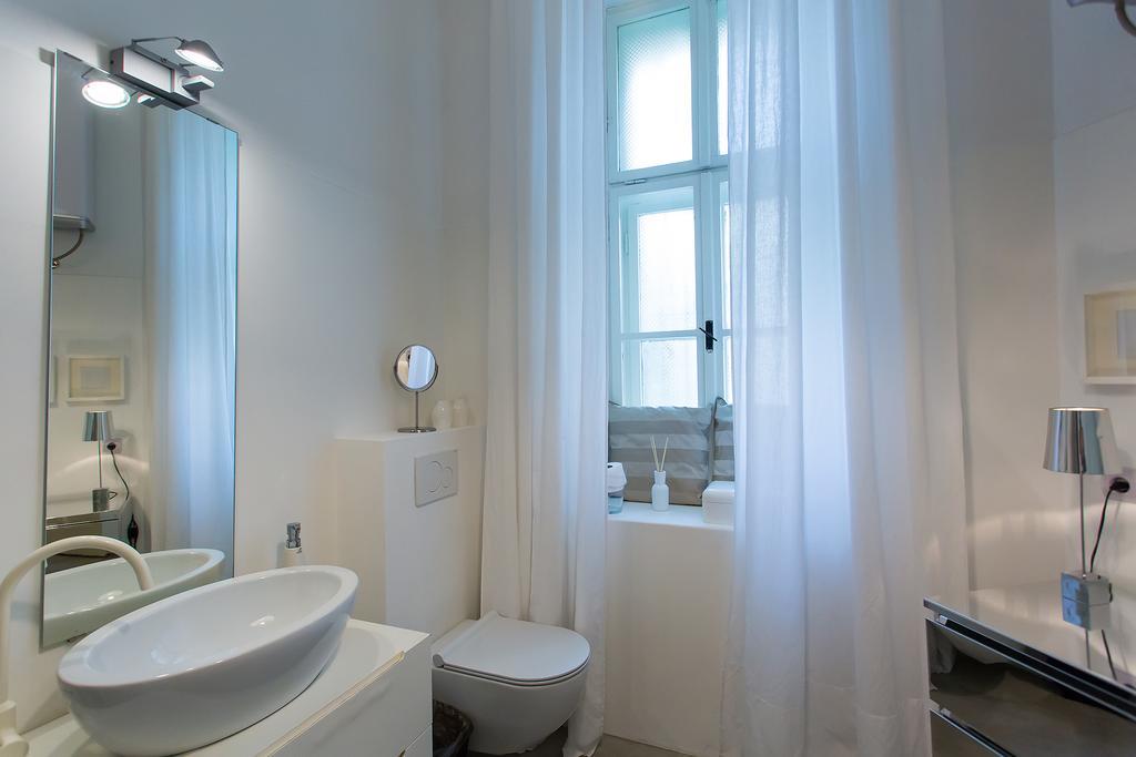 Valsabbion City Suite Pula Buitenkant foto