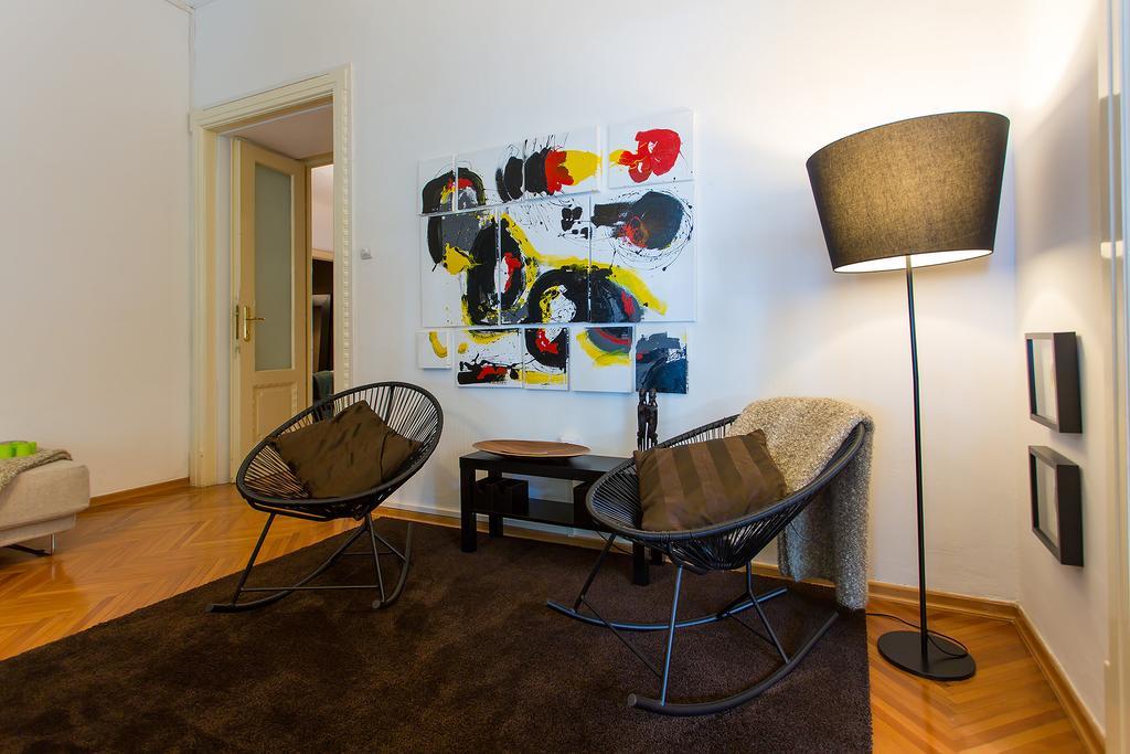 Valsabbion City Suite Pula Buitenkant foto