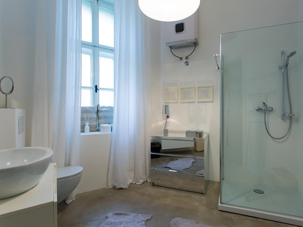 Valsabbion City Suite Pula Buitenkant foto